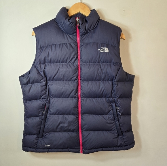 Ladies XL Northface Puffer Vest - Picture 1 of 9